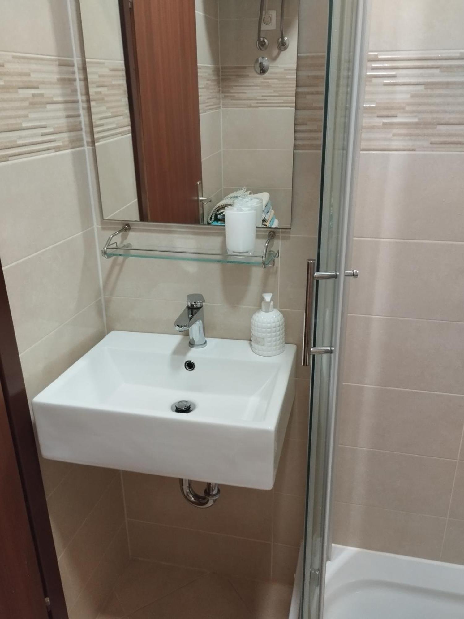 Family Apartments Tomy Punat Bagian luar foto