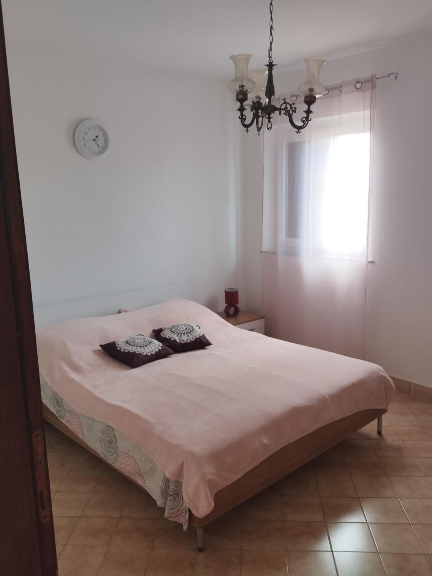 Family Apartments Tomy Punat Bagian luar foto